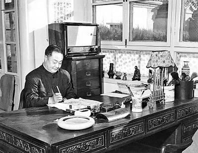 股升网 京剧巨匠的艺术人生与不朽贡献